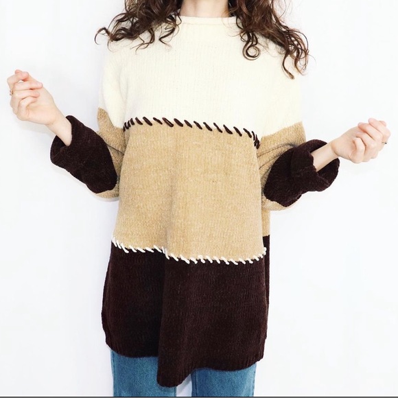 Vintage 90’s Neutral Sweater - Picture 4 of 4